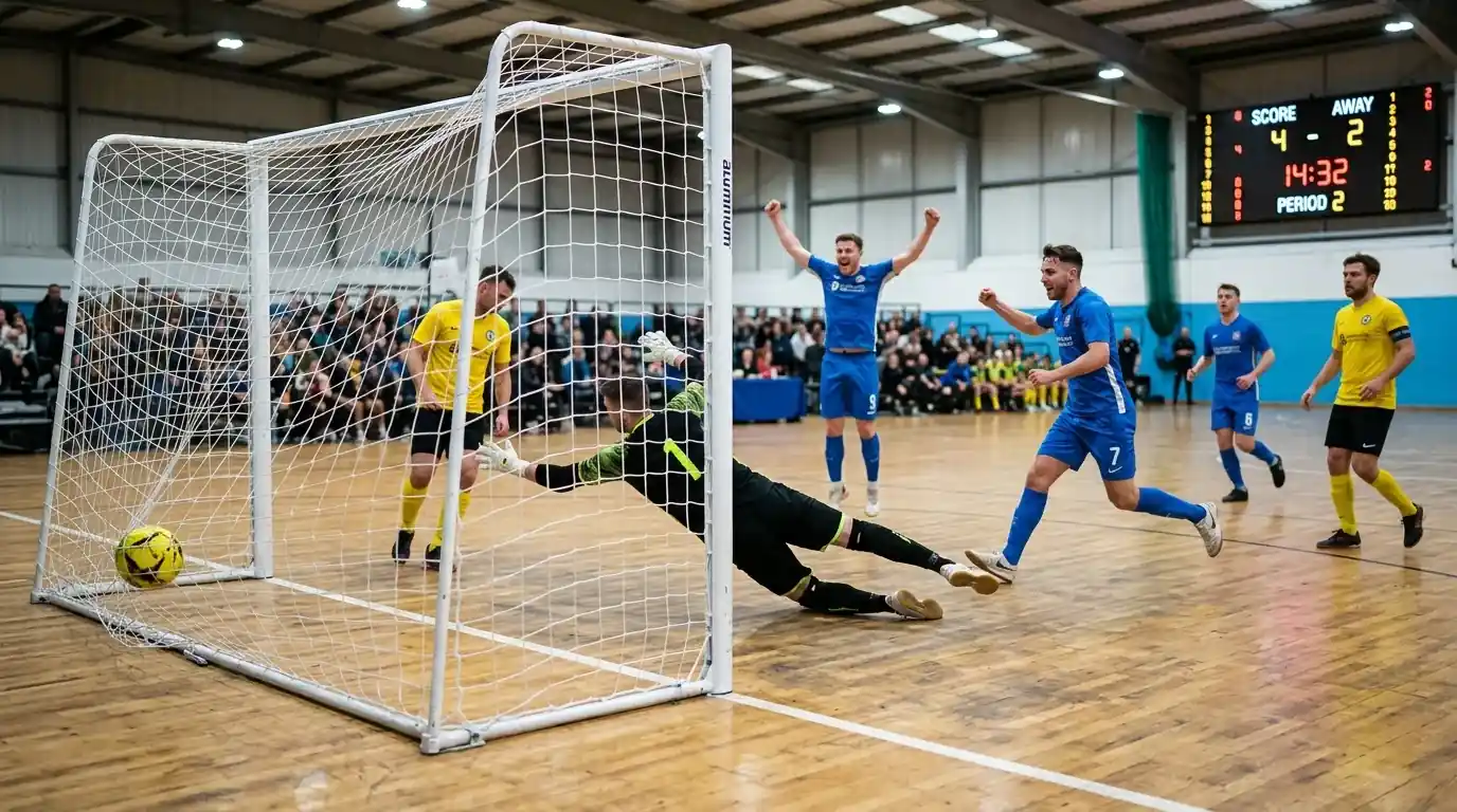 Torschnitt-Vergleich zwischen Futsal mit sieben Toren und Rasenfußball mit drei Toren pro Spiel